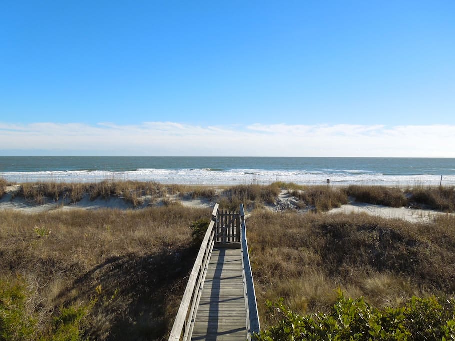 Oceanfront Views!!