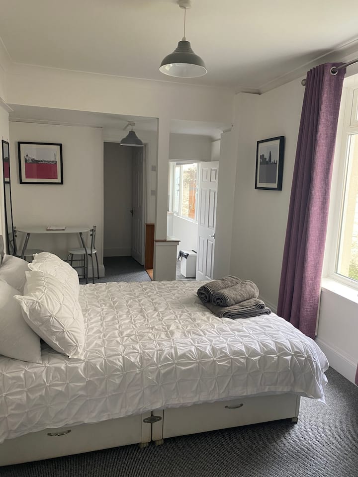 Top 21 Airbnb Vacation Rentals In Plymouth, Great Britain Updated