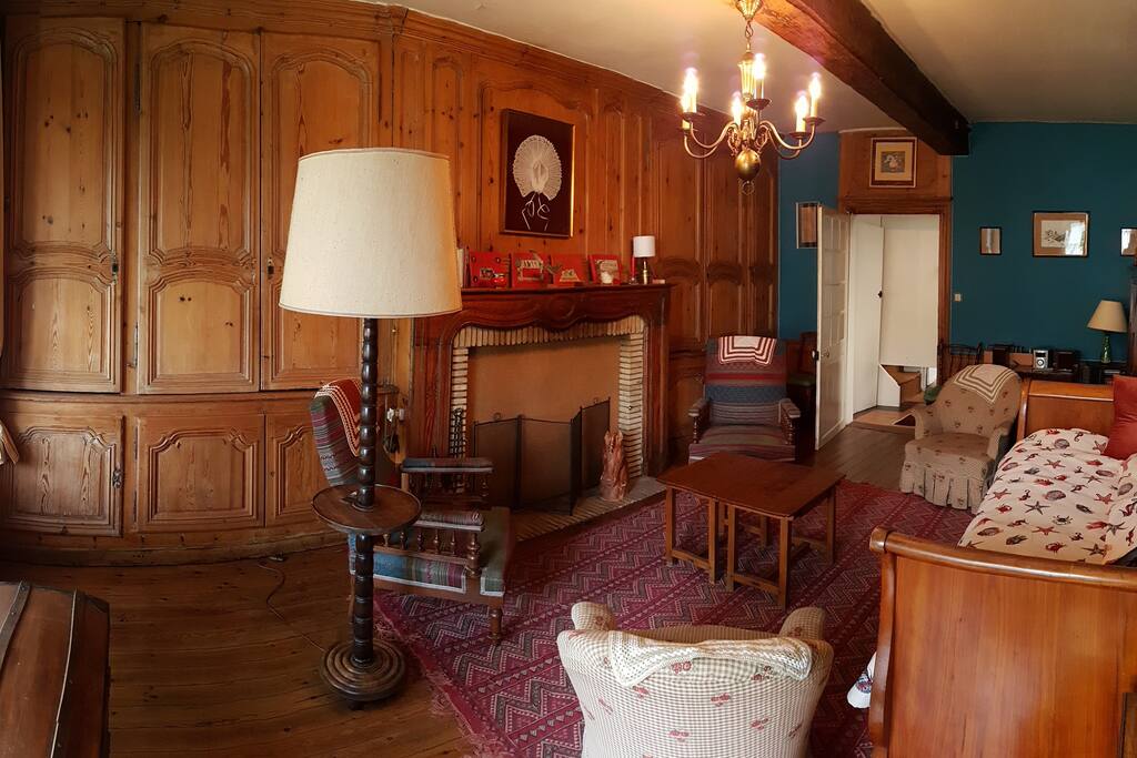 Le salon - 1/2
