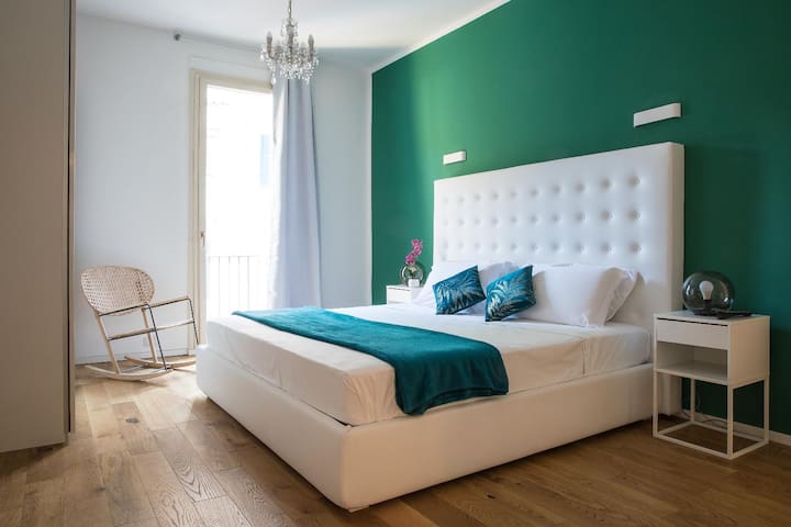 Trastevere Three Bedroom View Apartment