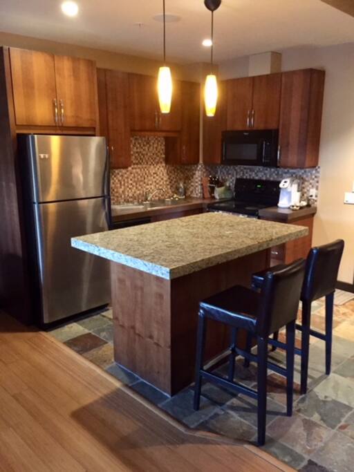 Full kitchen