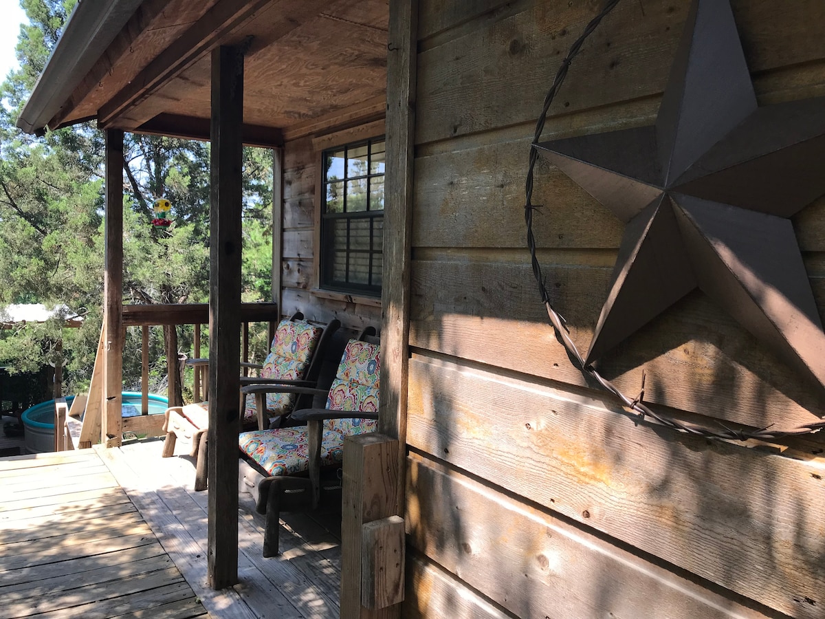 Serenity Hill Country Cabin w Lake View - Farm stays for Rent in