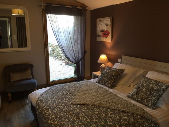 Spálňa na prízemí s priamym prístupom von