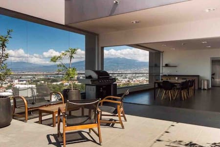 Breathtaking Boutique Apartment in Sabana