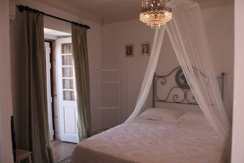 Quarto de casal - Quarto do avô Quim