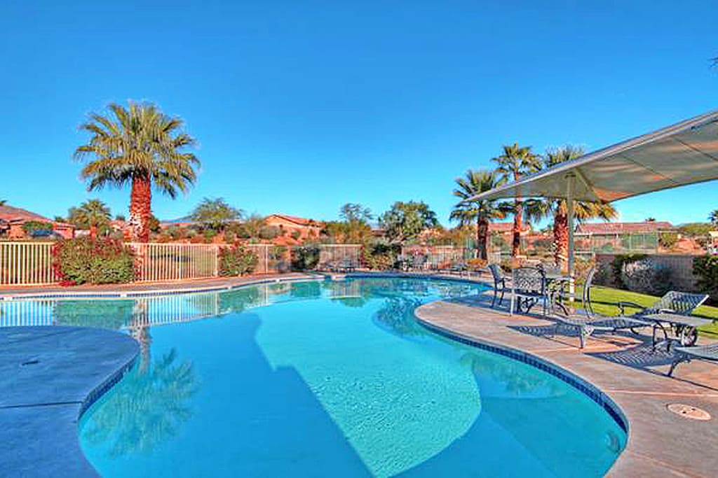 Mountain Gate Pool