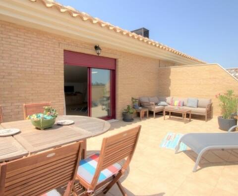 Beautiful ocean view penthouse with pool 300m from the beach