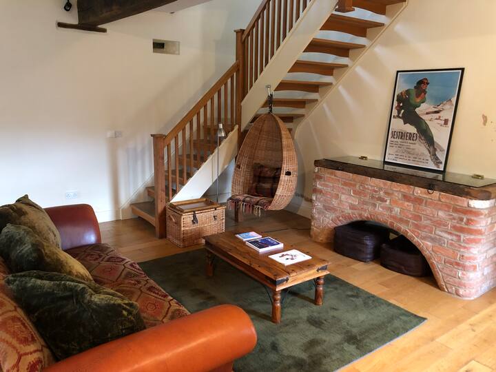 Spacious 2 Bed Barn Conversion In Rutland - Rutland