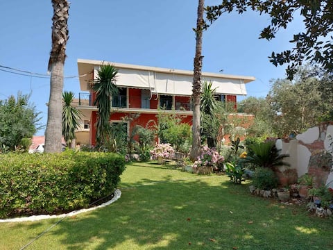 Niki Thalia Viros Apartment No 1
