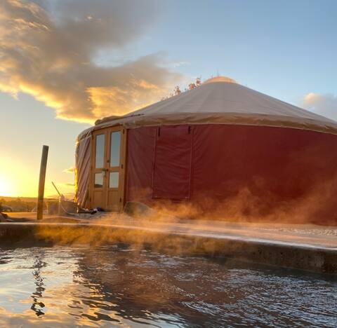 Riverview Yurt with private geothermal hotpool