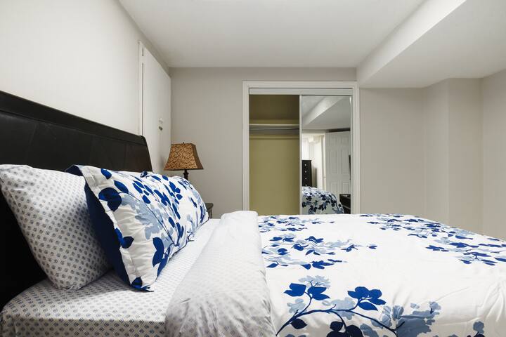 Independent Basement Apartment Flats For Rent In Brampton Ontario Canada