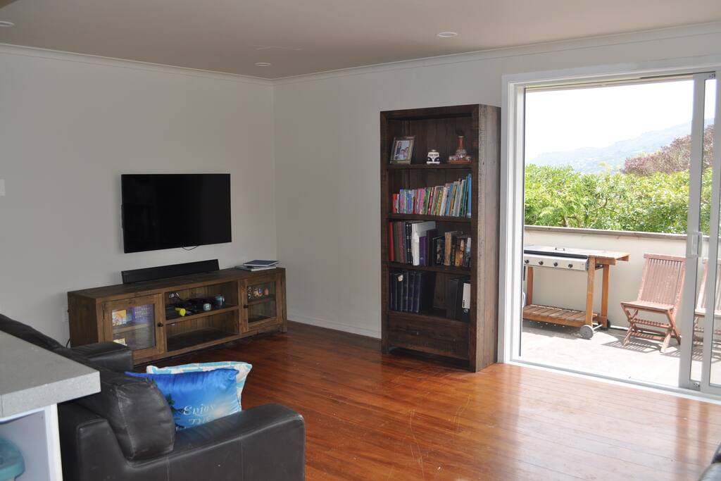 Lounge view to TV