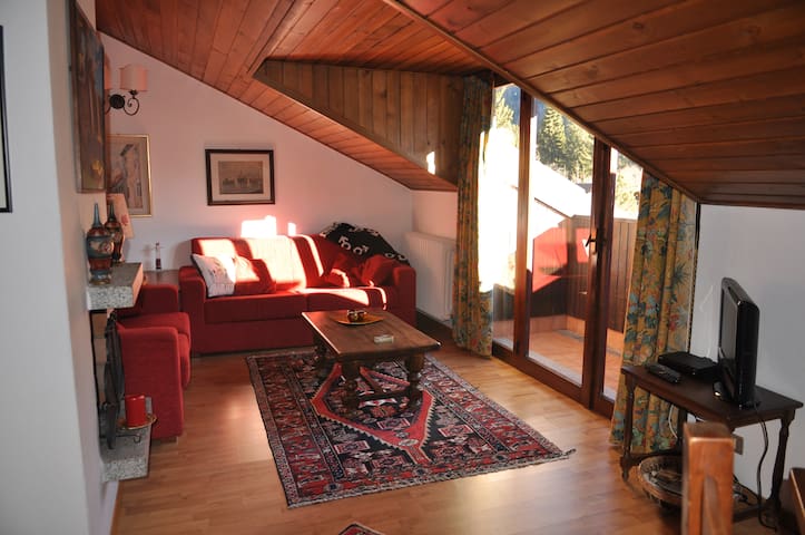 SPLENDIDA E ACCOGLIENTE MANSARDA