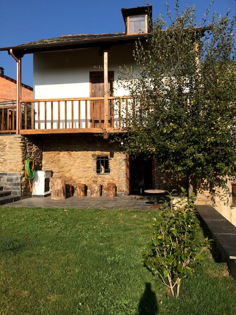 Rustic design house with garden