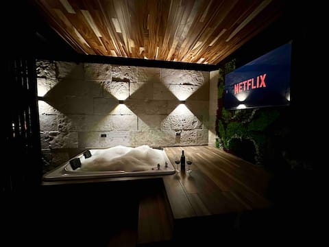 Jacuzzi Apartment Cd Guzmán