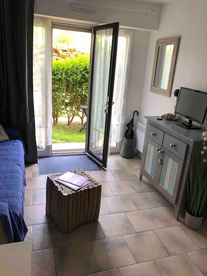 Le Clapotis Des Flots - Villers-sur-Mer