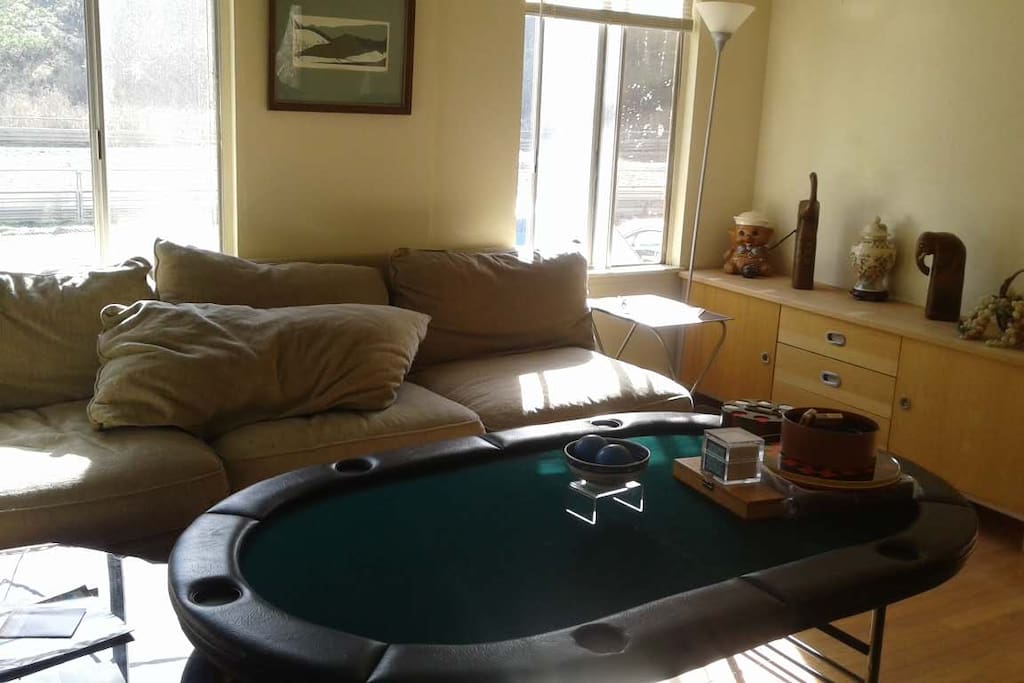 Living Room (w/game table)