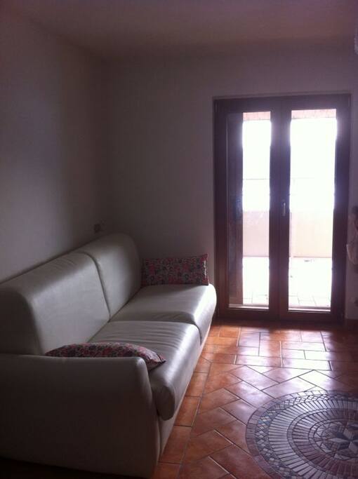 Divano letto nel soggiorno