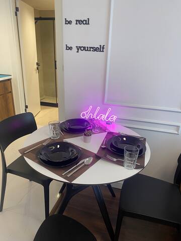 Nişantaşı’nda otel olanağı sunan möbleli 2+1 daire gallery image 2