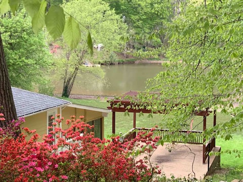 Entire Lakehouse property / Private DOCK (DC/DMV )