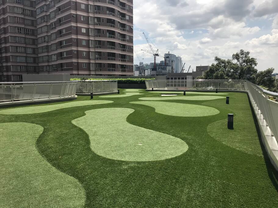 MINI GOLF COURSE