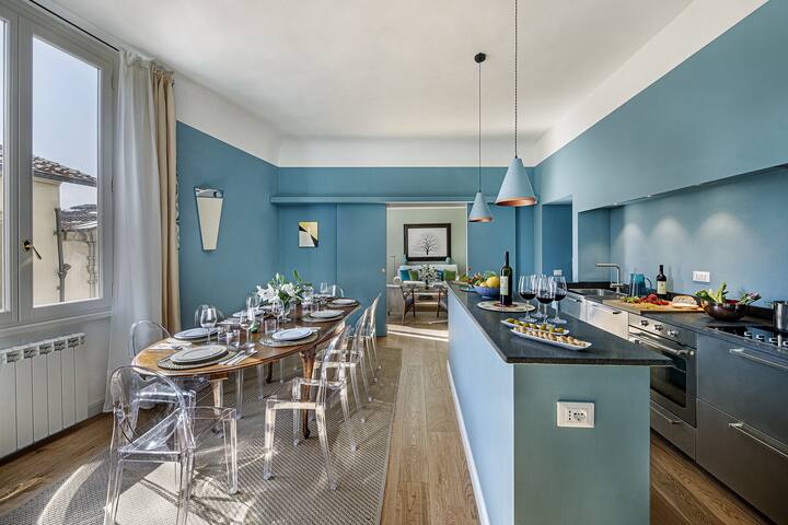 3BD-3BA DESIGNER APARTMENT, TOP FLORENCE LOCATION! gallery image 3