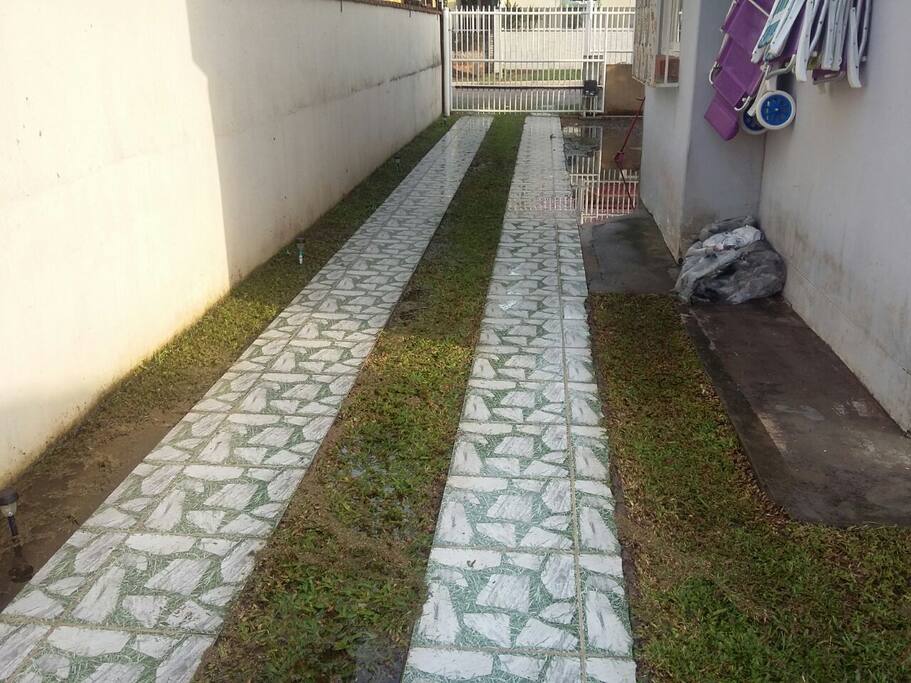Vaga para no mínimo 3 carros