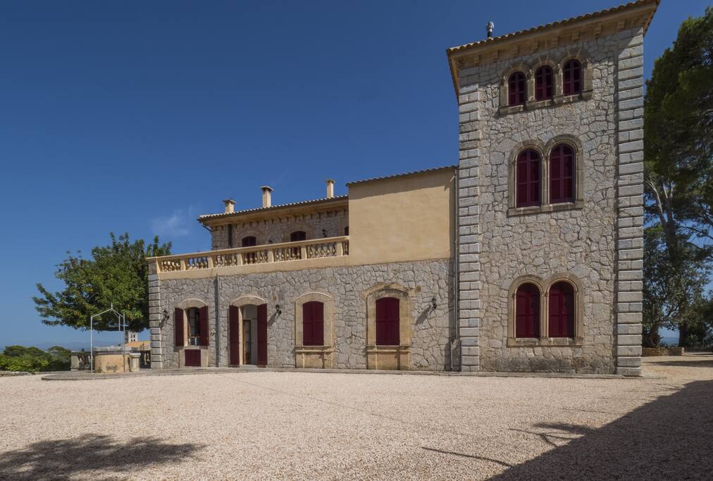 Facade