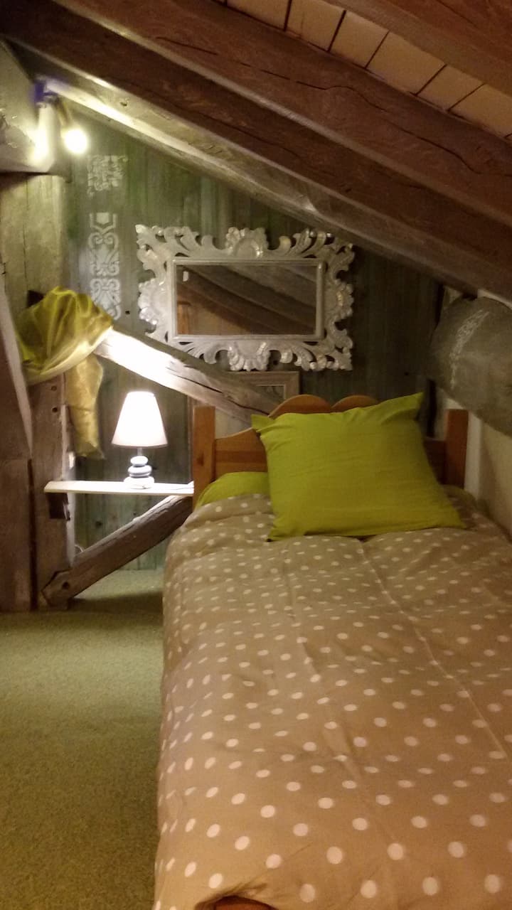 chambre 6 (2 lits simples