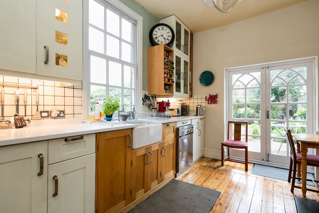Kitchen units