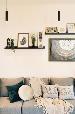 ELVIS Apt/13 guests/6 BR/Self Check-In/Old Riga gallery image 4