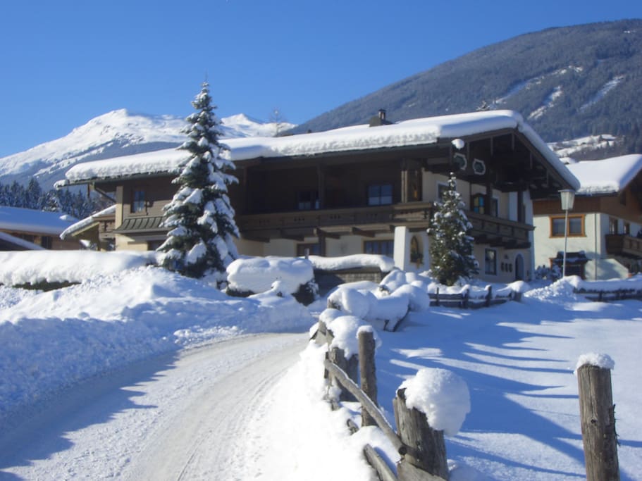 Gästehaus Stotter im Winter