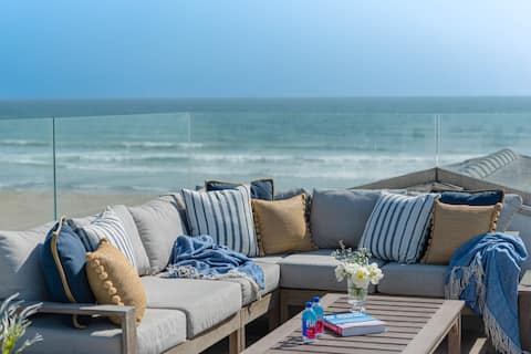 The Sands - Luxury family friendly beachfront home