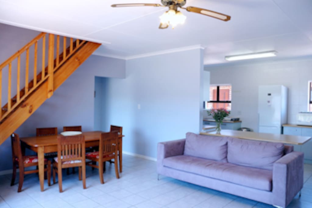 open plan lounge, dining room, kitchen