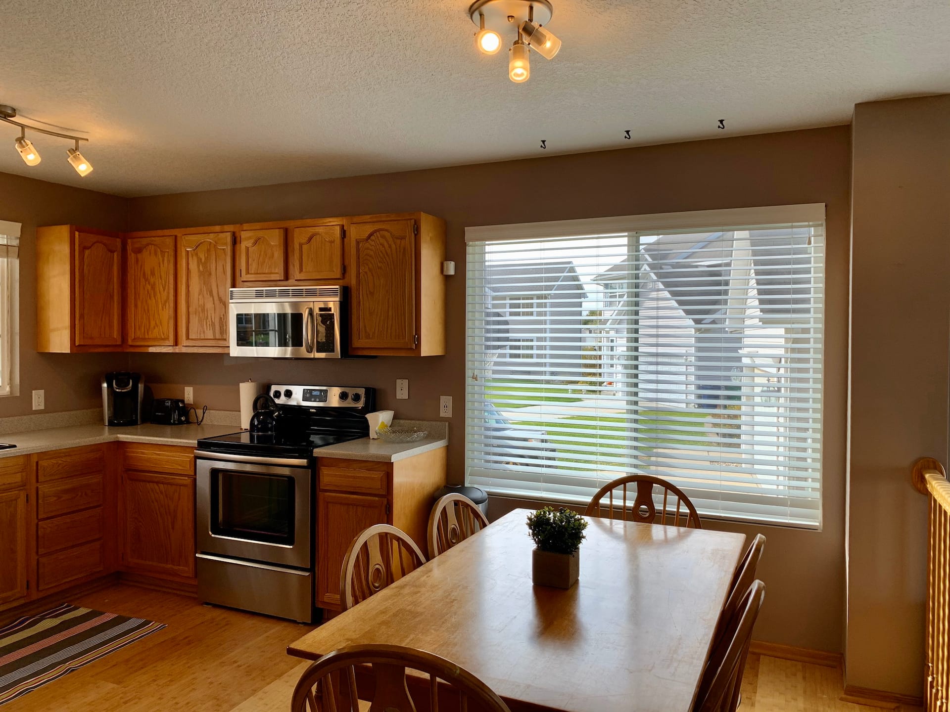 Lovely Home with 3 bedrooms plus in Urbandale — photo 4