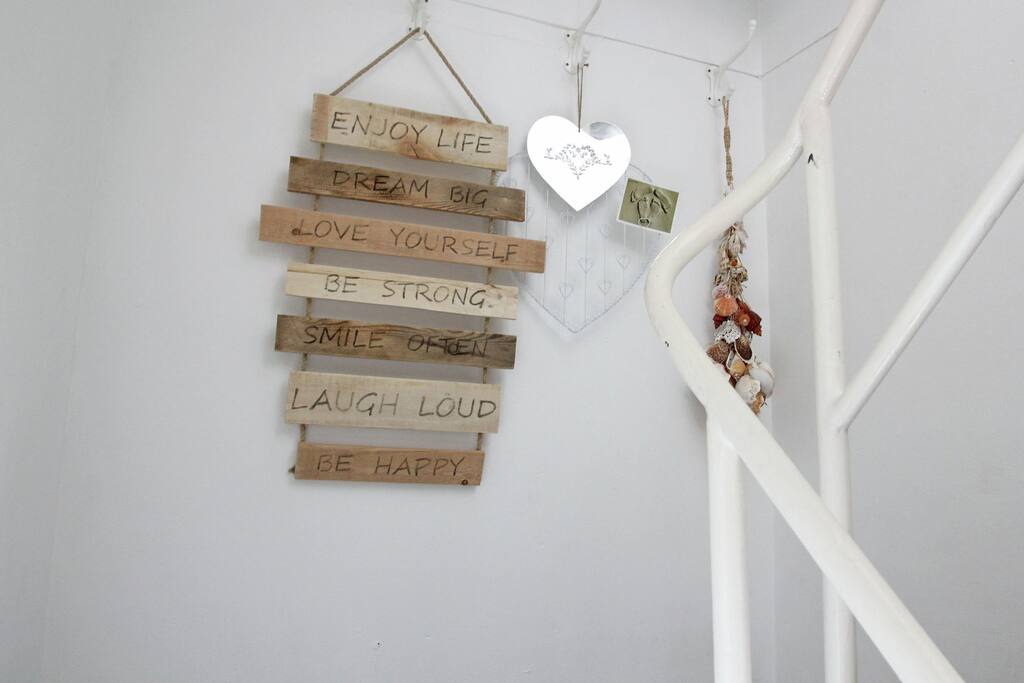 Entrance / Reception