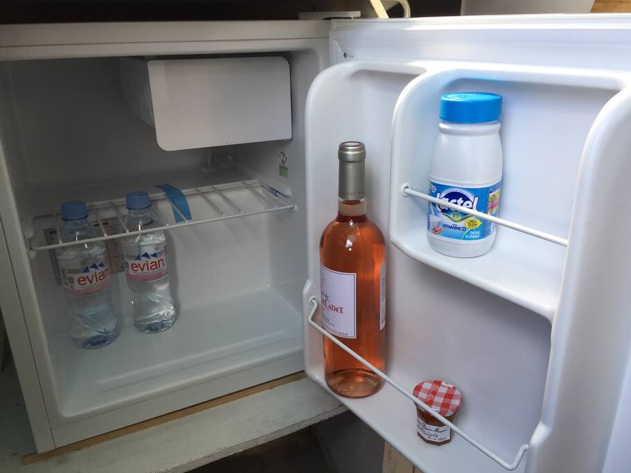 Water, wine, milk, jam, coffee, tea, chocolate for your welcome