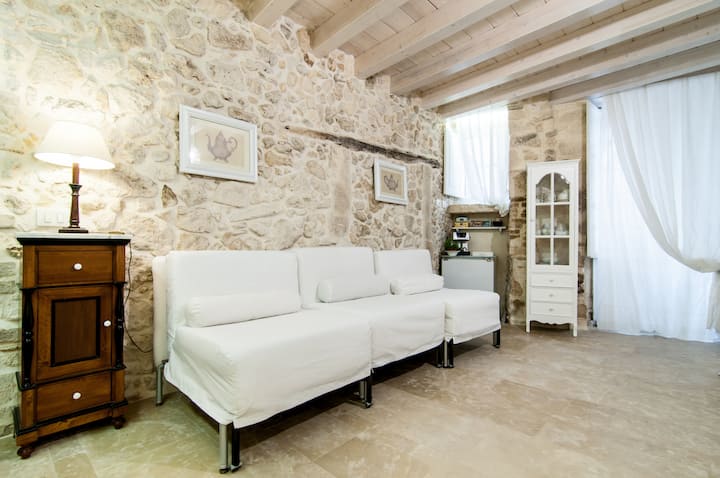 Holiday To An Historical Home - Siracusa