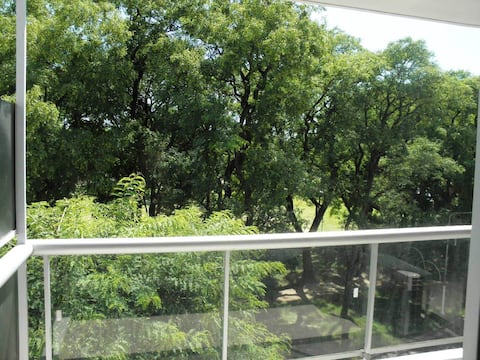 Propiedad de Airbnb exitosa: Apartment facing Urquiza Park en Paraná
