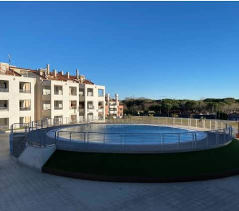Nice apartment in Venezia with a pool 300 meters from the beach.