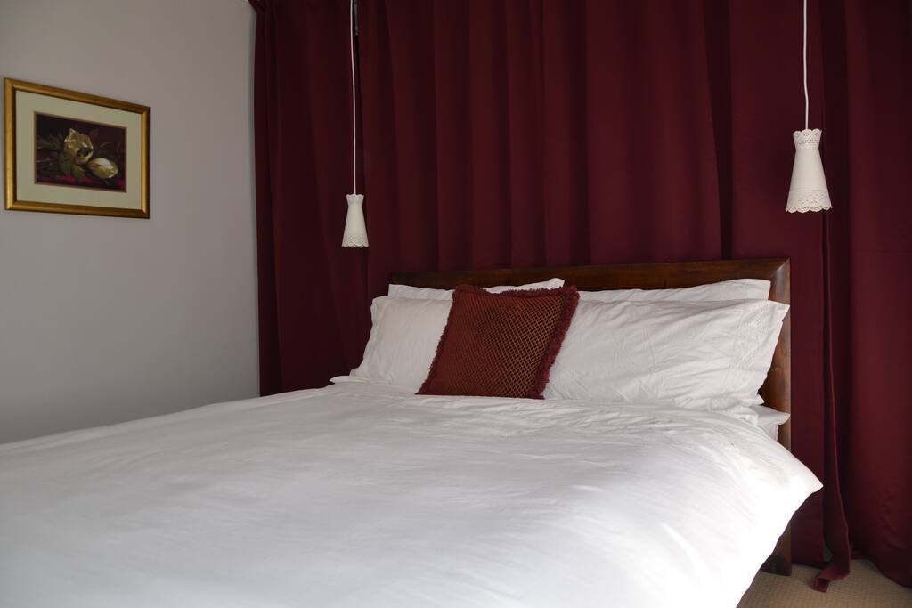 Main bedroom with queen bed