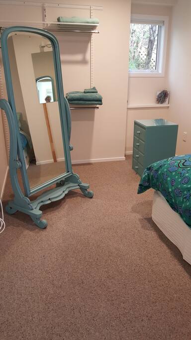 An attractive and inviting bedroom