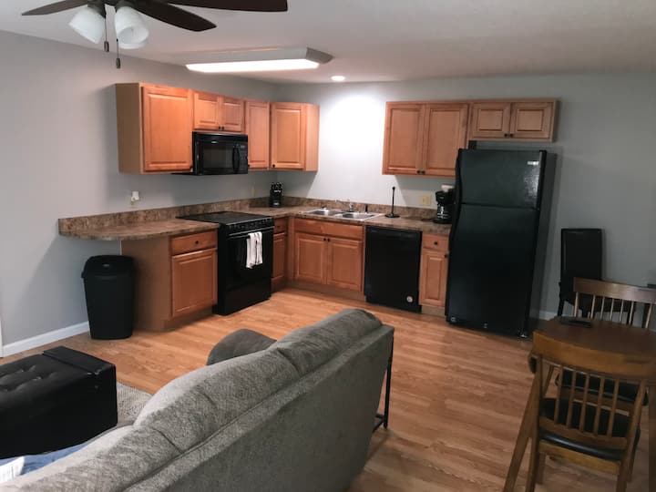 Timberlake OASIS-Golf, camp, boat, fish & hike!!