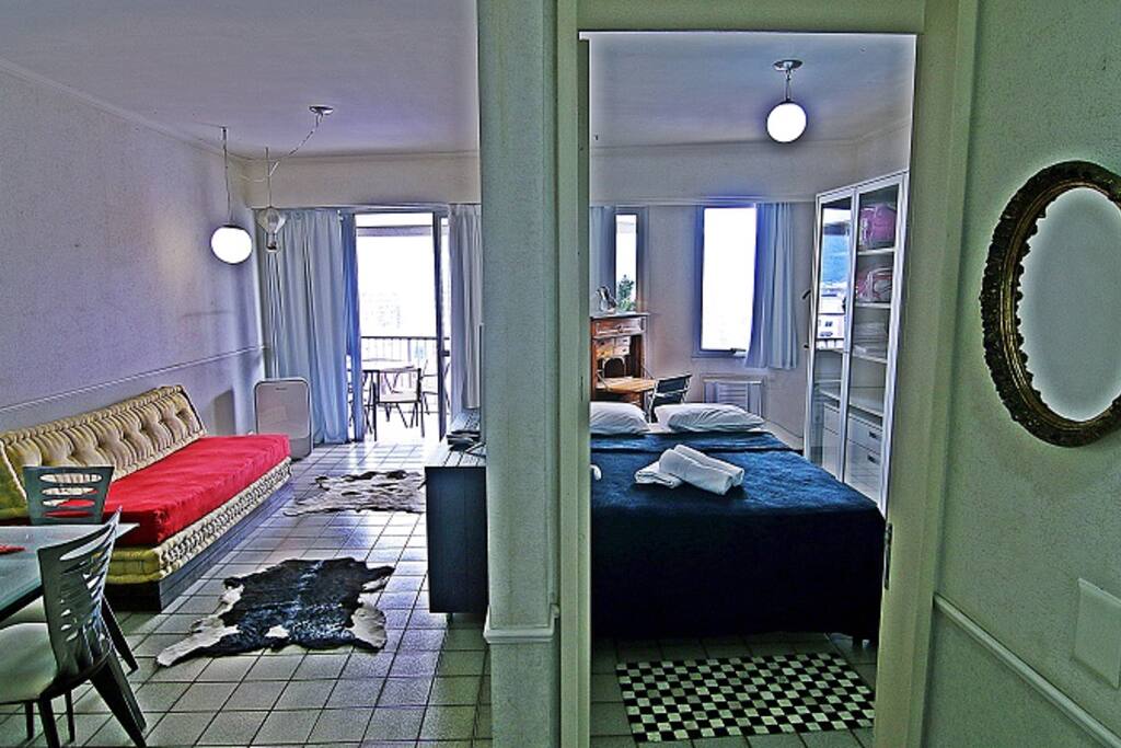 Sala e quarto super confortável com vista para o Cristo Redentor e Pão de Açúcar.