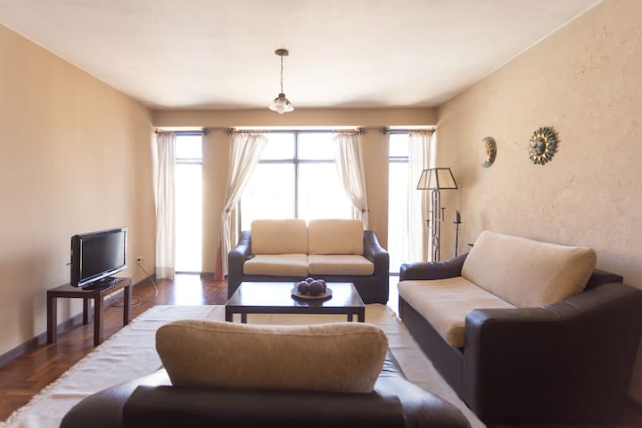 Warm Central Sopocachi 3bd Apart
