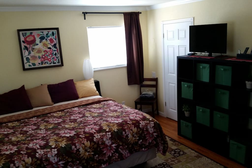 The room has a TV