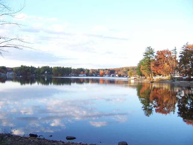 Beautiful Lake & Waterfront Vacation