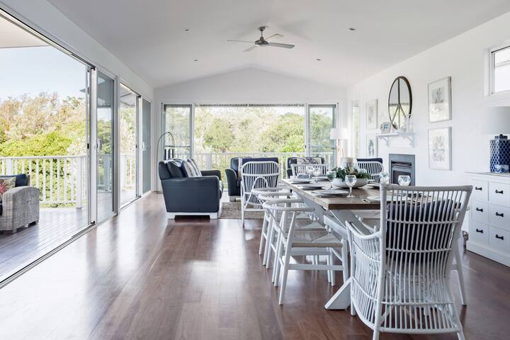 Serenity Oceanfront Gem – Pool & Hamptons Vibe gallery image 4