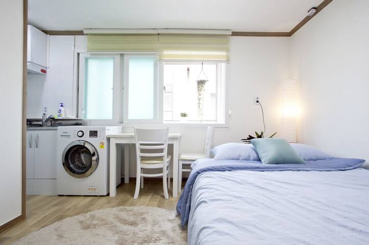 [NEW]Free Pocket Wifi/Hongdae Station Area/弘大