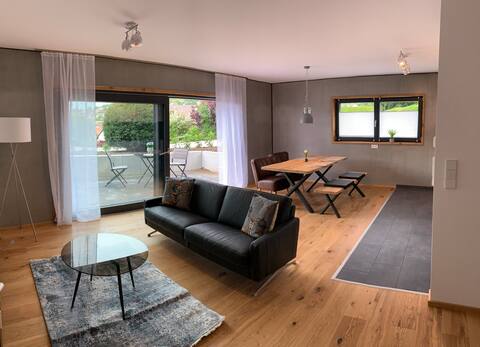 Excl. modern apartment in Reutlingen-Gö
